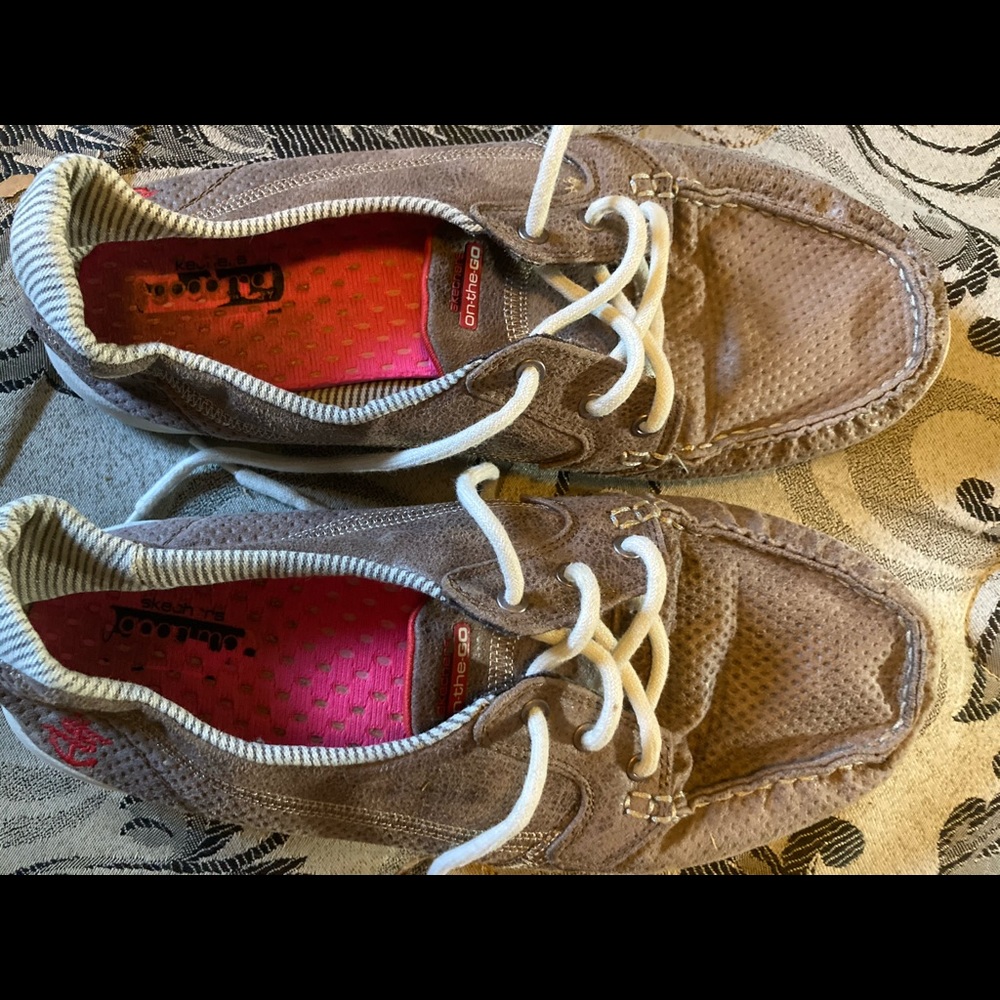 Sketchers on the go yoga mat shoes